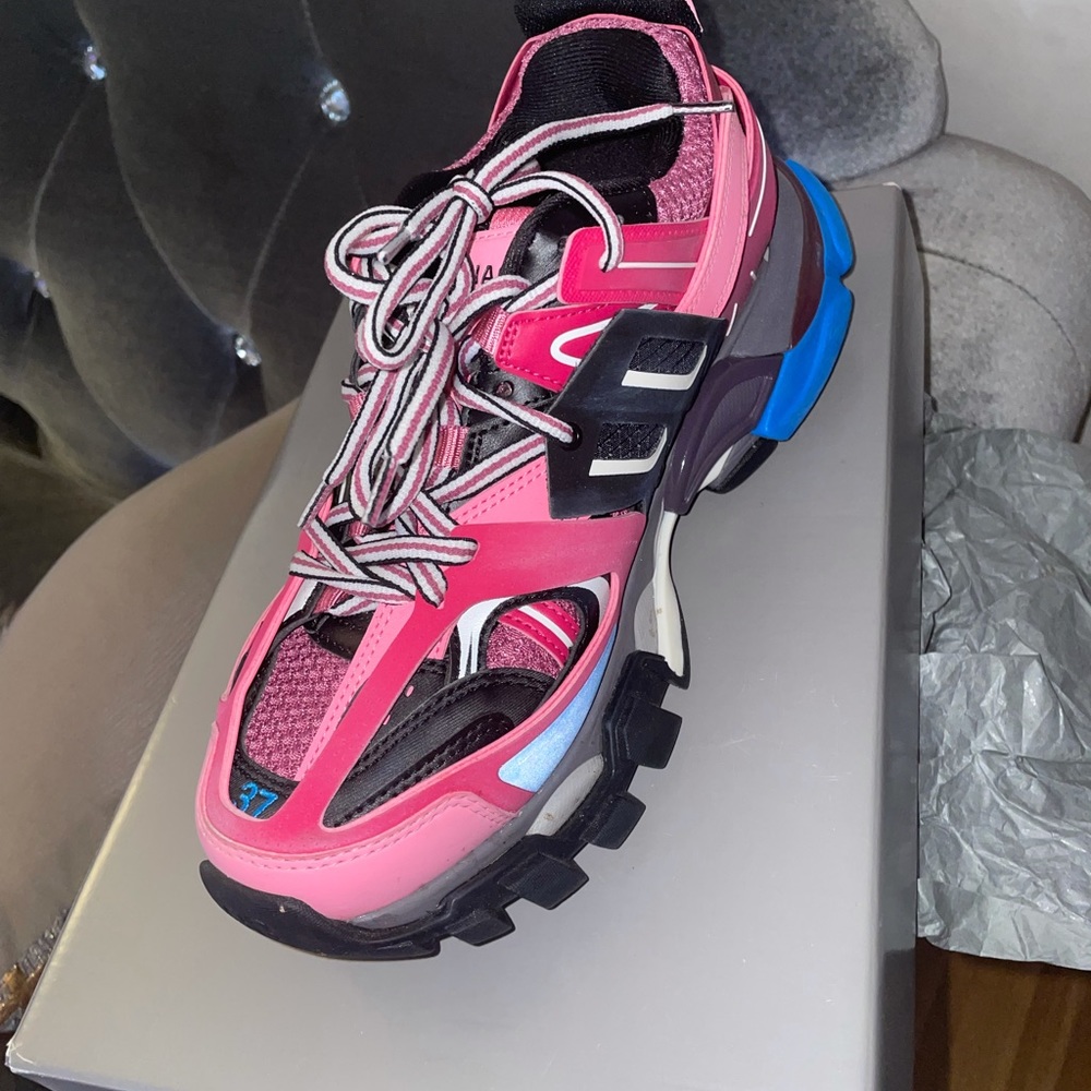 Women’s Balenciaga track sneakers 37